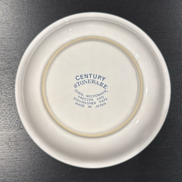 Century Stoneware Fannie's Farm Serving Bowl and 4 Plates Set - Picture 4 of 13